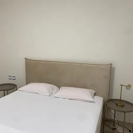 Dimeli 2 Apartment